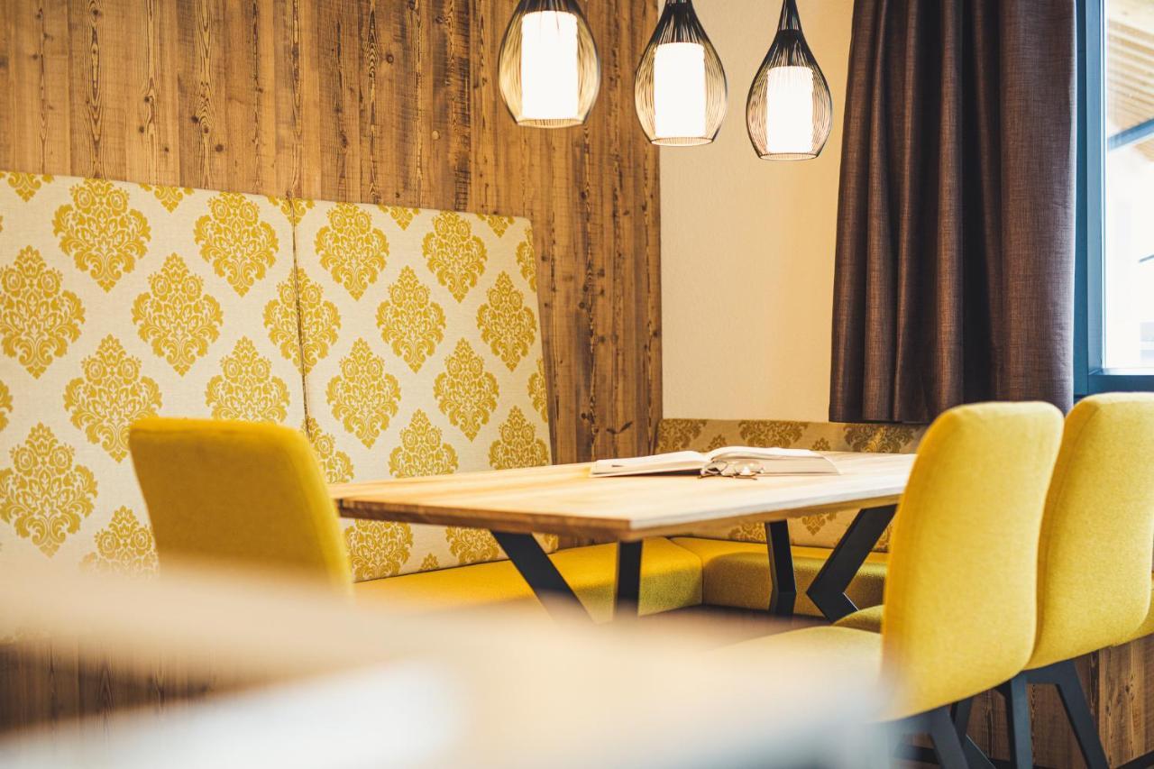 Austria Aparthotel Фісс Екстер'єр фото